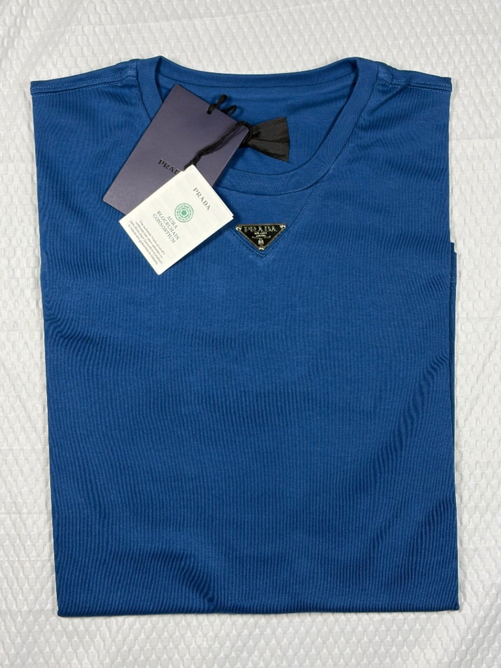 AUTHENTIC PRADA MEN'S BLUE COTTON TRIANGLE METAL LOGO T-SHIRT SMALL OVERSIZED - Picture 4 of 7